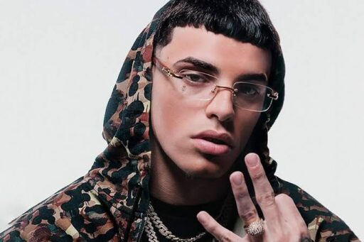 Luar La L - Booking Stars Ltd. | Booking Agent Info & Pricing | Artists Booking Agency